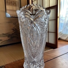 花瓶　ガラス　クリスタル