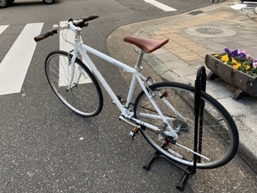 WEEKEND BIKE アルミ 7変速 700c 白 ‼️ 【公式通販】