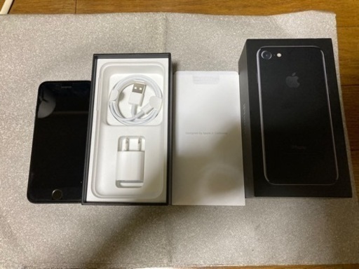 iphone7 128gb バッテリー交換済み　simフリー中古