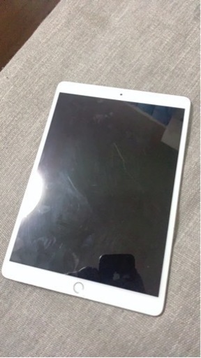 商談中  iPad Air3 売ります！