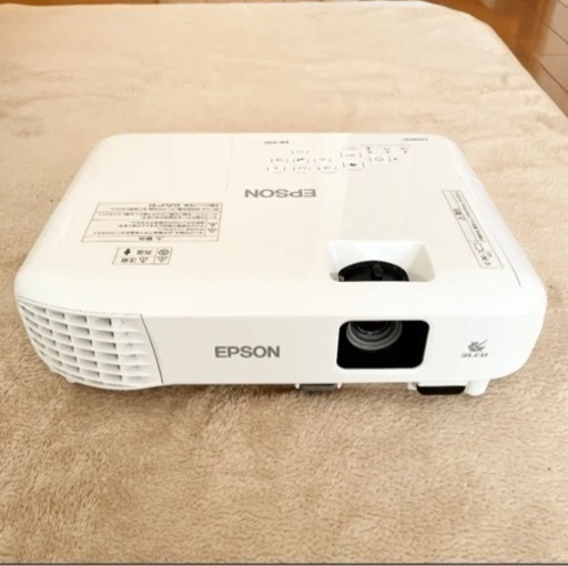 EPSON　プロジェクター液晶 3300lm XGA 2.4kg  EB-E01
