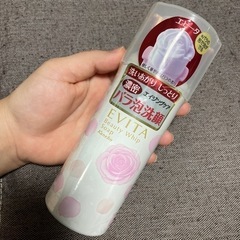 【新品未使用】エビータ バラの泡洗顔  ホイップ洗顔の画像