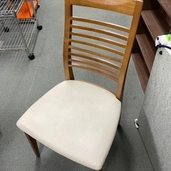 【1/31確約済み】【木製🌳一脚だけ欲しい方どうぞ🤩🤩】椅子
