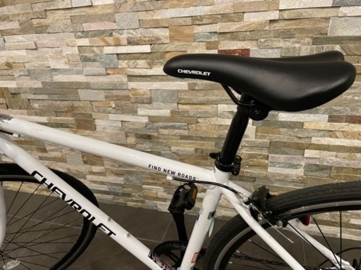 ほぼ新品】自転車 クロスバイク シボレー 700C 外装6段変速 ※防犯登録