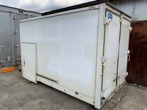 No.571 アルミバン 2ｔ 車  アルミ 箱 バイク 倉庫 トラック コンテナ 米 保管庫 物置 DIY