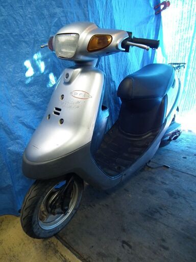 アプリオ(SA11J)リアタイヤ新品・走ります・パワフルな２スト原付（銀）