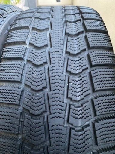 ☆売ります☆PIRELLI☆ICECONTROL☆スタッドレスタイヤ205/60/R16 ☆売ります☆PIRELLI☆ICECONTROL☆スタッドレスタイヤ205/60/R16
