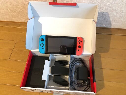 Nintendo Switch 赤青 2019年8月モデル XKJ7005792211