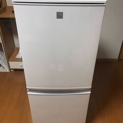 【決定しました】　シャープ　冷蔵庫　2016年製　SJ-14E4-KW