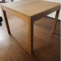 「値下げ対応」IKEA ダイニングテーブル(伸長式)  イス2脚...