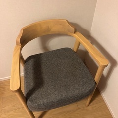 ニトリ木製椅子一脚