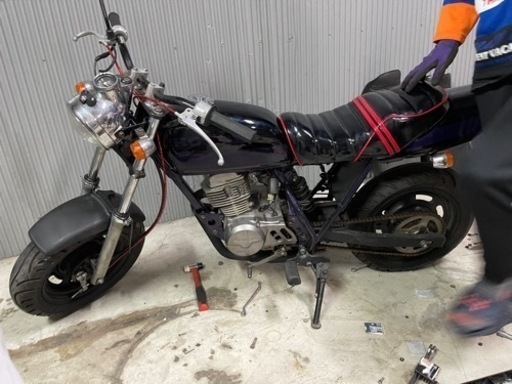 エンジン掛かり悪いです。エイプ50 Z2仕様　フルカスタム　APE50 エイプ50 z2仕様