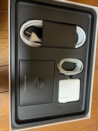 【美品】MacBook Pro 13インチ 箱あり 美品】MacBook Pro 13インチ スペースグレイ（箱あり）
