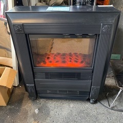 ^_^  暖炉型　ファンヒーター