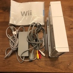 【値下げしました】Wii  本体、アダプター、ケーブル、取説
