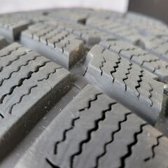 ダンロップ【スタッドレス】DSX2 215/65R16 アルミホイール付き 5穴 