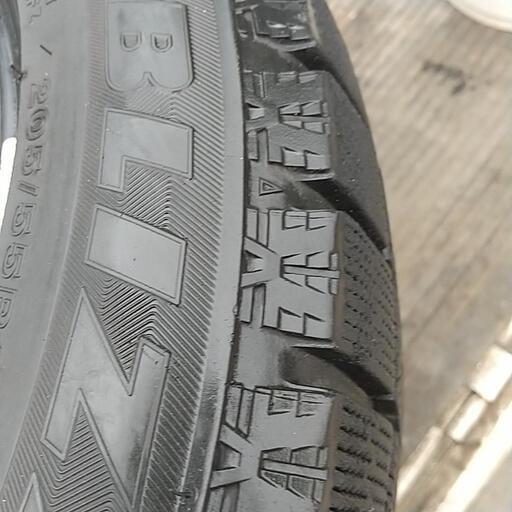 タイヤ、ホイール プリウス ブリザック16インチスタッドレスタイヤ4本 