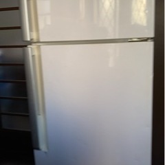２０１６年製ハイアール冷蔵庫無料でお譲りします