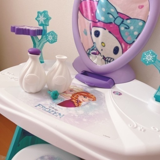 トイザらス限定 ディズニープリンセス アナと雪の女王 マジカルライト サウンド ドレッサー M 札幌の子供用品の中古あげます 譲ります ジモティーで不用品の処分