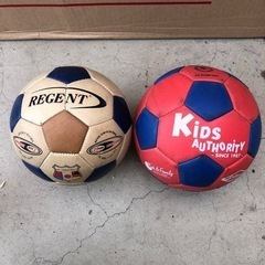 子ども用サッカーボール2個