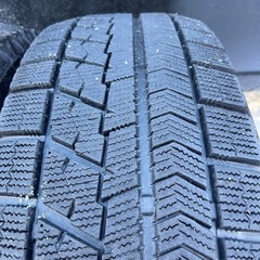 極上タイヤ　BRIDGESTONE VRX 215/65R16 スタッドレス  タイヤ　2019年製　4本セット