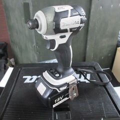 makita製18V 電動インパクトドライバー一式中古品 18Vバッテリーのおまけ付き！