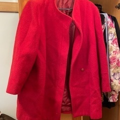 【ネット決済】👗💞レトロモダンな赤のコート