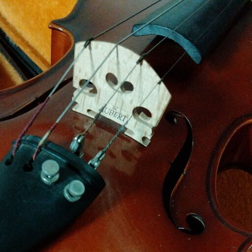鈴木バイオリン No 330 4/4 1977 SUZUKI VIOLIN 鈴木バイオリン No 330 4/4 1977 SUZUKI VIOLIN