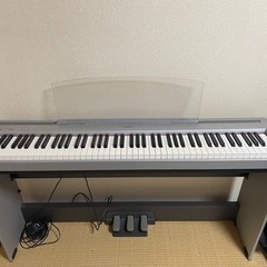 【ネット決済】電子ピアノ YAMAHA（譜面台、ペダル、専用スタ...