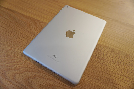 iPad 第6世代 128GB Wi-Fiモデル/Pencil付き iPad 第6世代 128GB シルバー