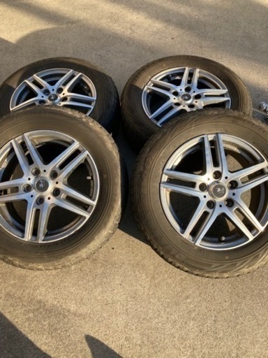 【最終】スタッドレスタイヤホイールセット195/65R/15★ヴォクシーに使用