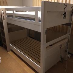 【ネット決済】900kgまで耐える2段ベッド【白&茶】1/30ま...