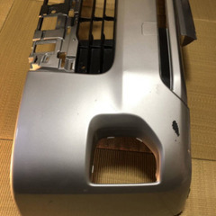 トヨタ　ハイエース 200系 標準 4型 5型 純正 フロントバンパー 52119-26650 シルバー 