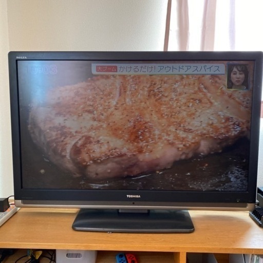 42型　テレビ　TOSHIBA