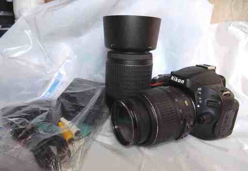 ニコン【NIKON D5100 Wズーム】ショット数662回