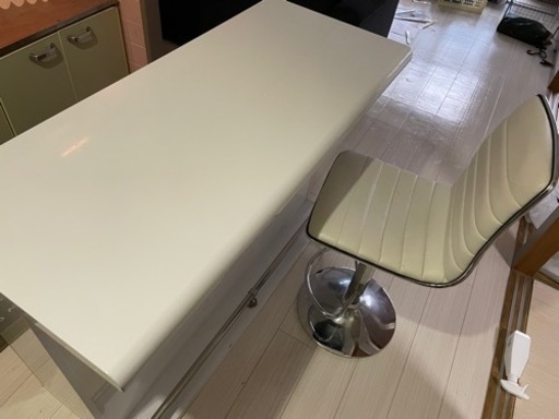ニトリ　キッチンカウンター　バーカウンター キッチン収納　食器棚 椅子付　ホワイト 白 中古