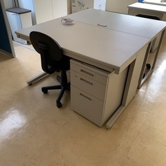 【ネット決済】オフィス　机✖️1  そで机✖️1  イス✖️1セット