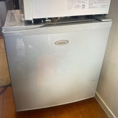 【ネット決済】【取引中】小型冷凍庫　ハイアール