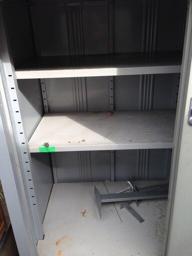 値下げ】○イナバ物置 鍵付き 倉庫