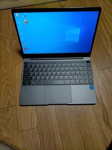 【値下げ】ノートパソコン 13.3 windows10 chuwi AeroBookPro 中古美品
