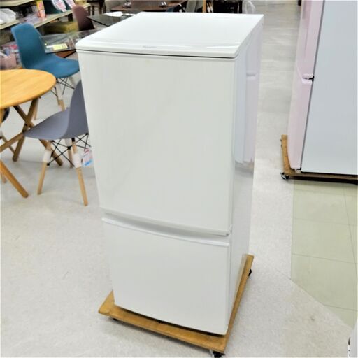 USED ｼｬｰﾌﾟ 137L 2ﾄﾞｱ冷蔵庫 - キッチン家電