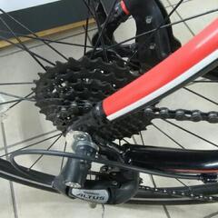 SCUDERIA FERRARI フェラーリ クロスバイク 24段変速 28インチ