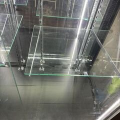 【引き取り限定】ショーケース縦型２個セット（バラ売り不可）