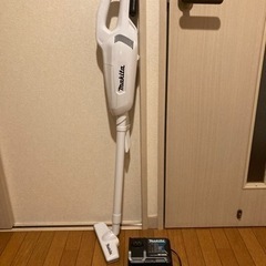 【ネット決済】マキタ　充電式クリーナー(紙パック)