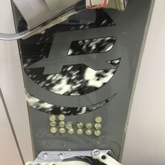 【美品】スノーボードセット・メンズ 管理No6『靴も収納ケースも一式』