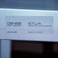 THE CONRAN SHOP(コンランショップ)/STUA(スチュア)のJesus Gascaデザイン DENEB ダイニングテーブルです♪アルミ+ガラスのモダンでスタイリッシュなデザイン。CA247