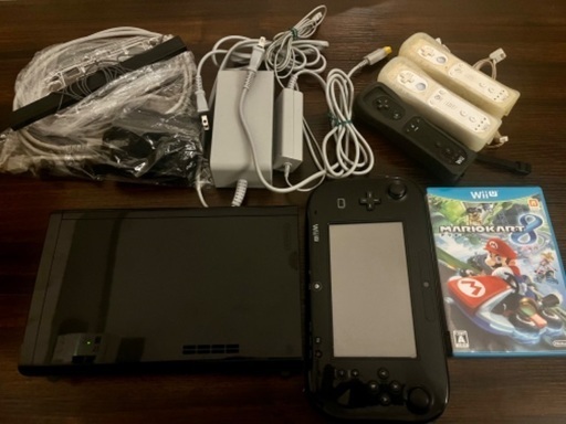 【wii u本体含め一式】マリオカート付き　Nintendo Wii U WII U プレミアムセット KURO 32GB
