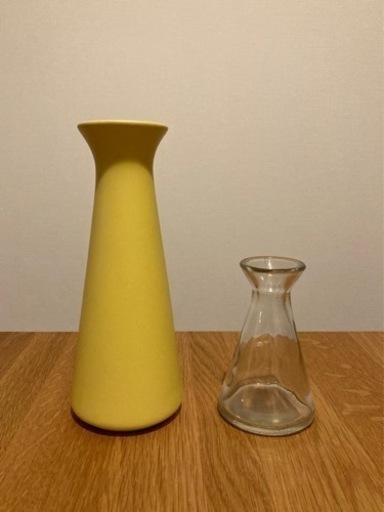 花瓶2点セット フラワーベース Francfranc フランフラン イエロー 黄色 マット ガラス Tkt 千里山の生活雑貨の中古あげます 譲ります ジモティーで不用品の処分
