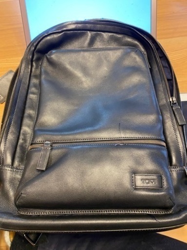 TUMIのレザーバック