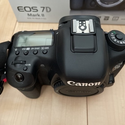 Canon EOS 7D MARK2(G) 18-55mmレンズ付き